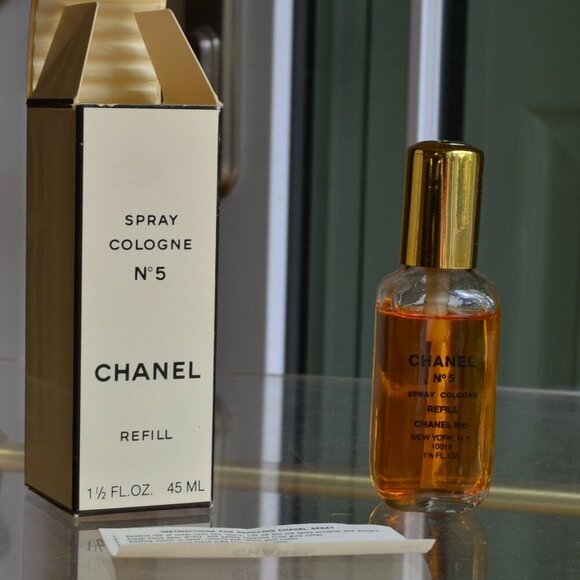 Vintage 1980s CHANEL PARIS NEW YORK NO. 5 COLOGNE SPRAY REFILL 1.5 fl oz 45 ml - Picture 1 of 5